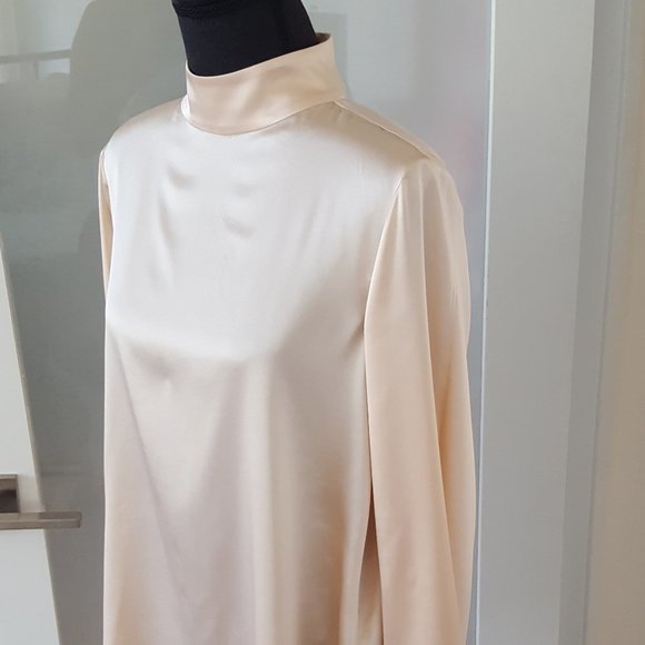 NWT--Nordstrom Rack Kendall & Kylie Stretch  Silk  Mock Neck L/S Blouse - Picture 6 of 12